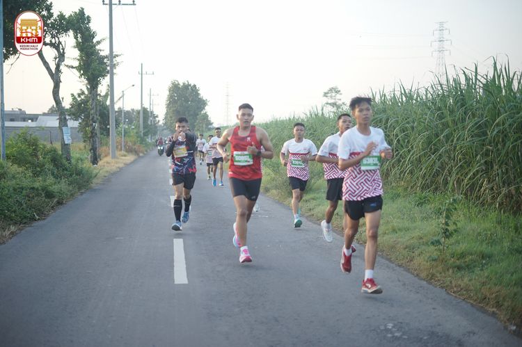 Race photo from Kediri Half Marathon 2024