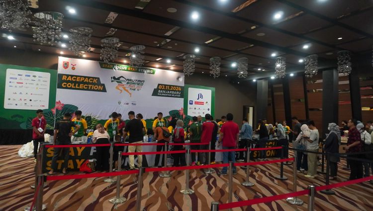 Race photo from Arutmin Borneo Run 2024