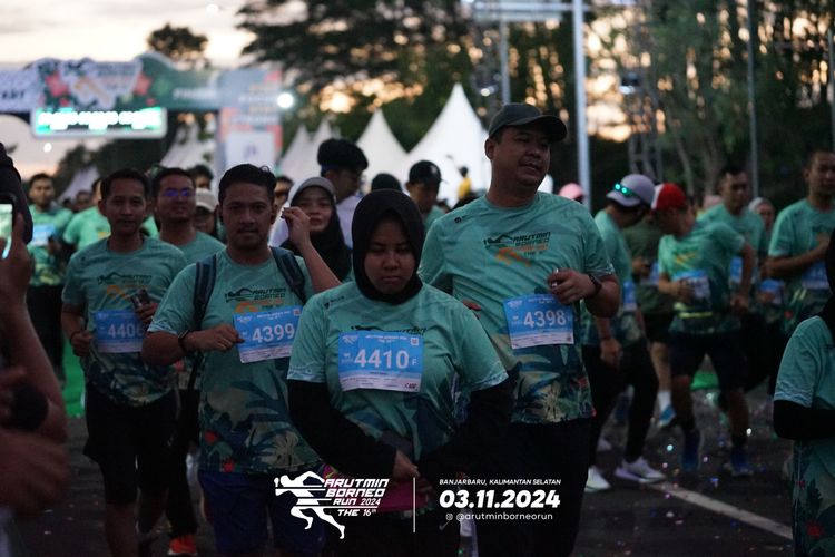 Race photo from Arutmin Borneo Run 2024