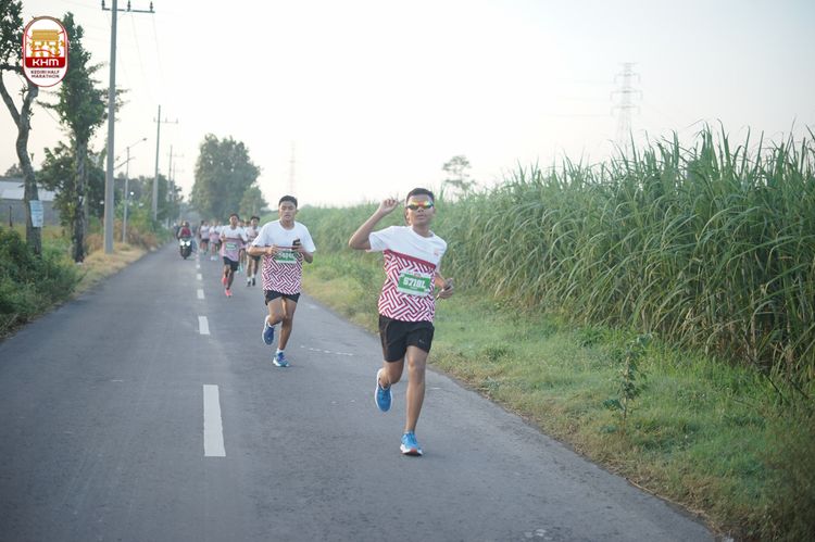 Race photo from Kediri Half Marathon 2024