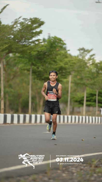 Race photo from Arutmin Borneo Run 2024