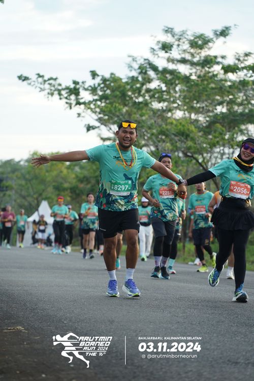 Race photo from Arutmin Borneo Run 2024