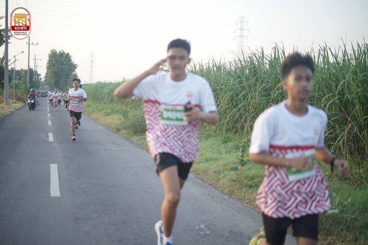 Race photo from Kediri Half Marathon 2024