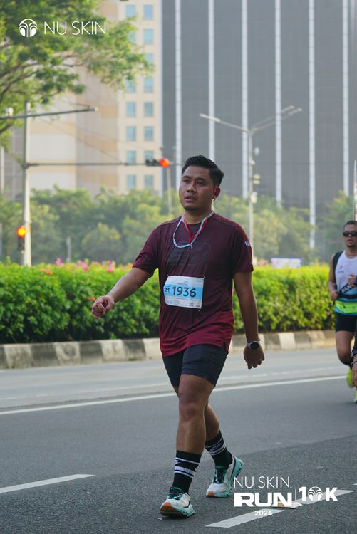 Race photo from Nu Skin Run 10K