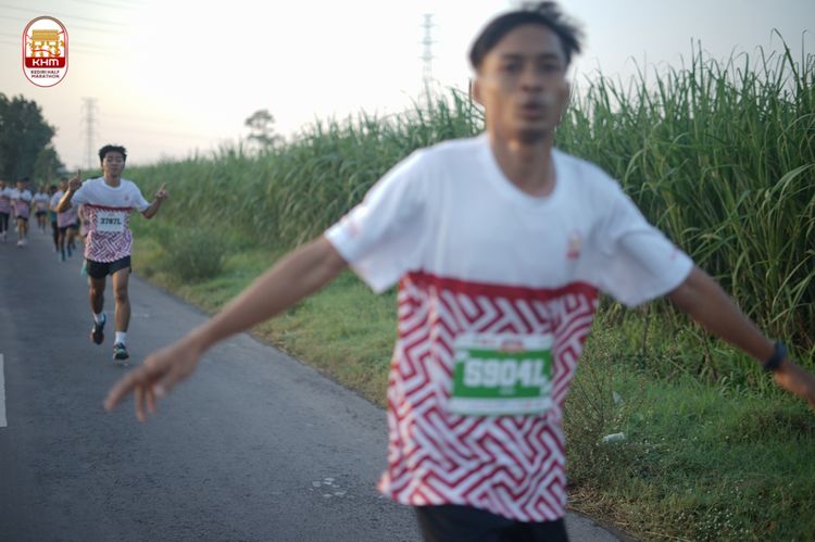 Race photo from Kediri Half Marathon 2024