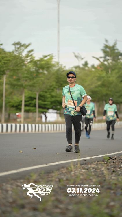 Race photo from Arutmin Borneo Run 2024