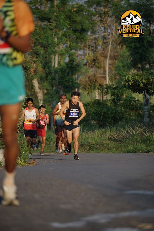 Race photo from Kelud Vertical Challenge 2024