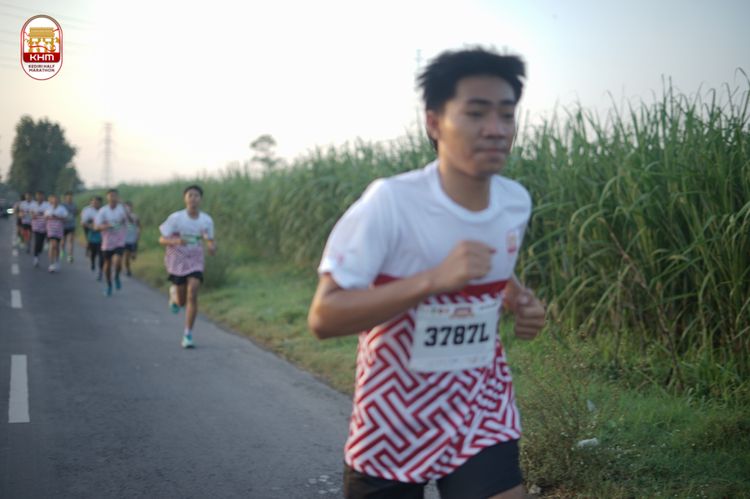 Race photo from Kediri Half Marathon 2024