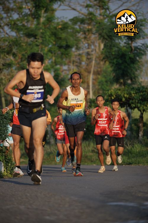 Race photo from Kelud Vertical Challenge 2024