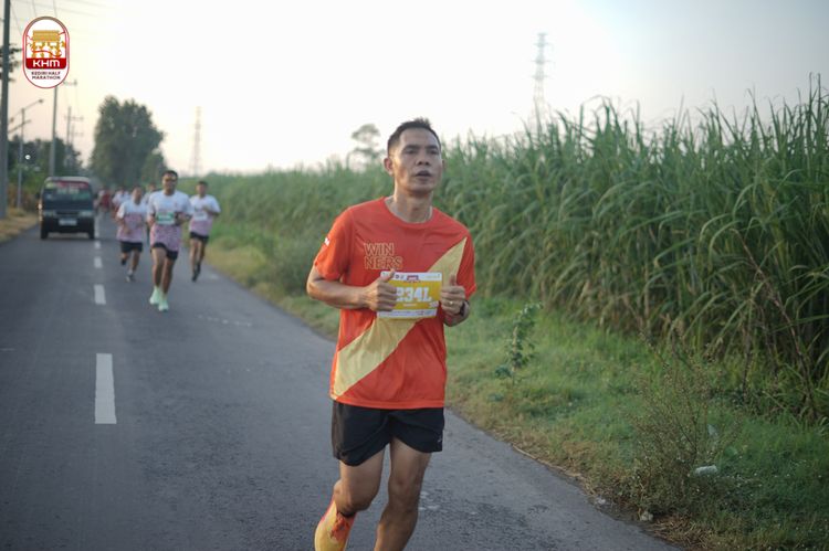 Race photo from Kediri Half Marathon 2024