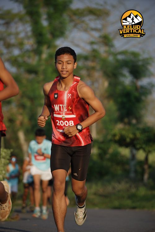 Race photo from Kelud Vertical Challenge 2024