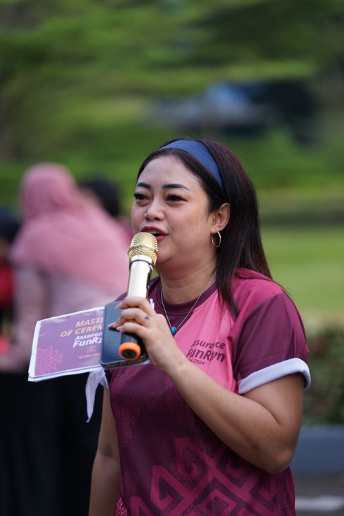 Race photo from Assurance Fun Run 2024