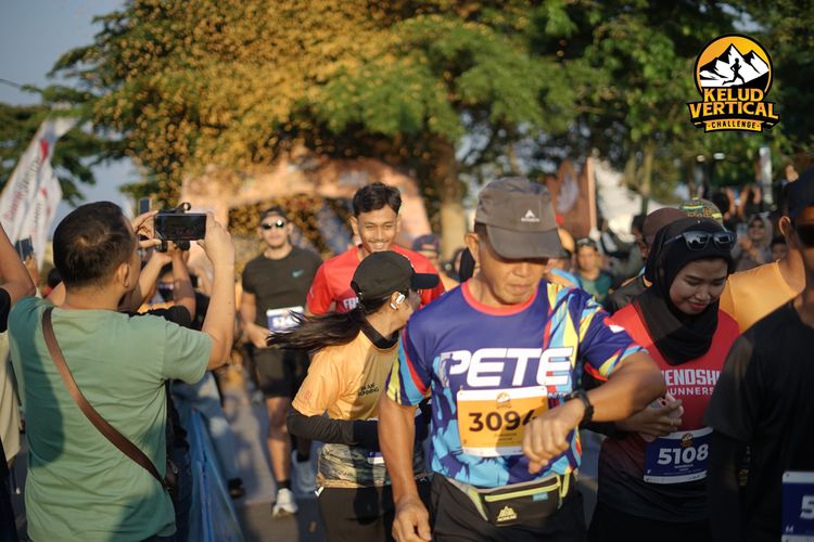 Race photo from Kelud Vertical Challenge 2024