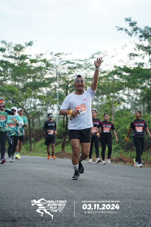 Race photo from Arutmin Borneo Run 2024