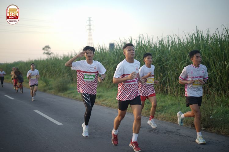 Race photo from Kediri Half Marathon 2024