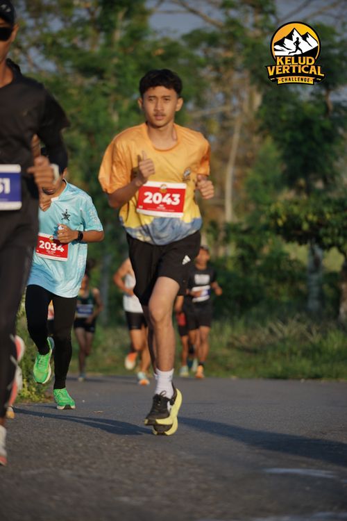Race photo from Kelud Vertical Challenge 2024