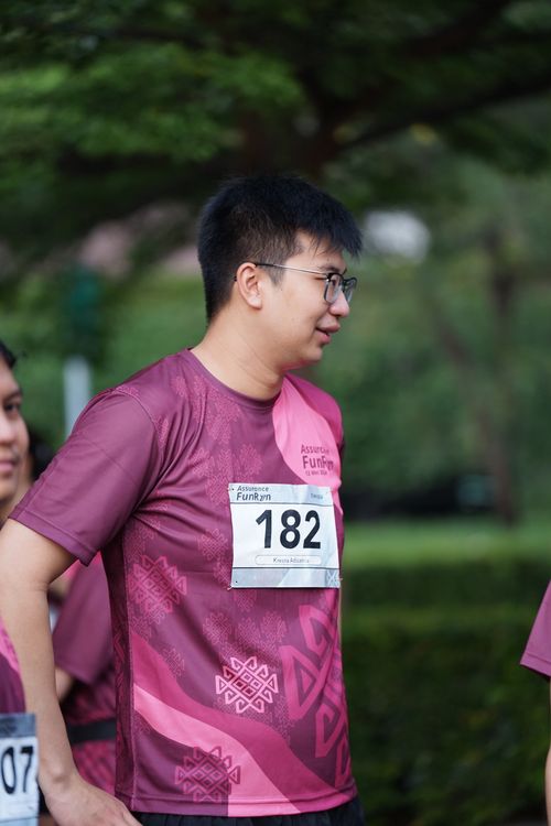 Race photo from Assurance Fun Run 2024