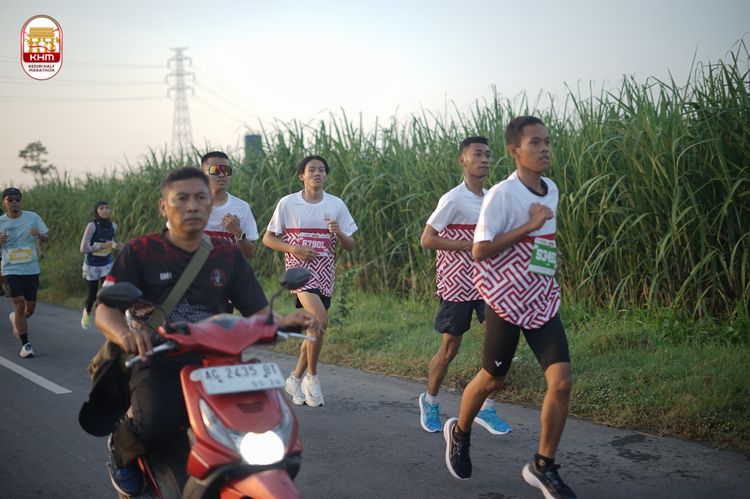 Race photo from Kediri Half Marathon 2024