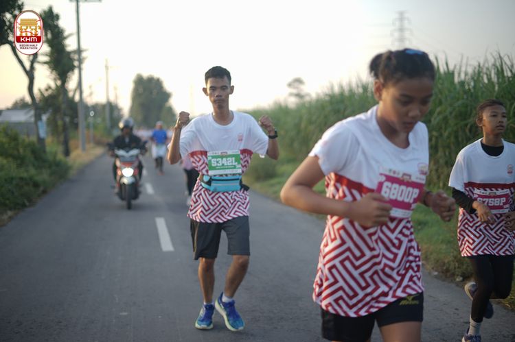 Race photo from Kediri Half Marathon 2024