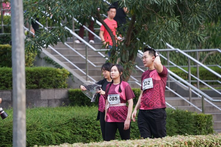 Race photo from Assurance Fun Run 2024