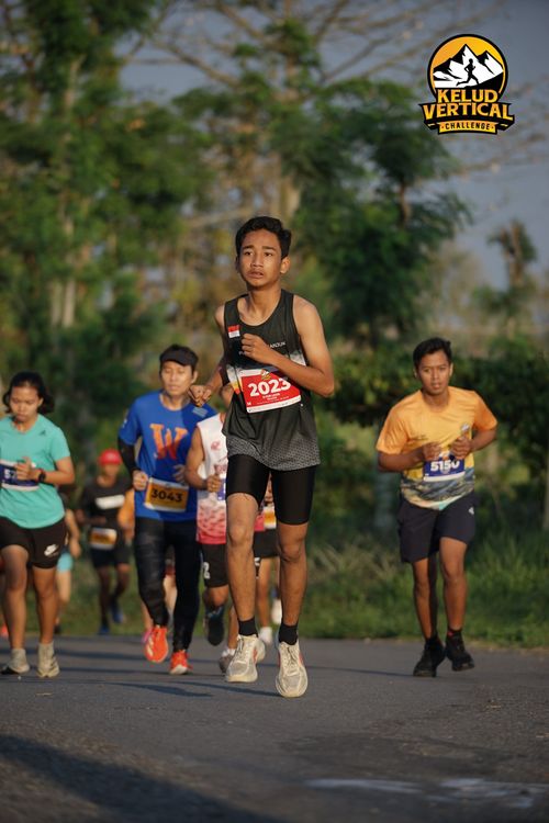 Race photo from Kelud Vertical Challenge 2024