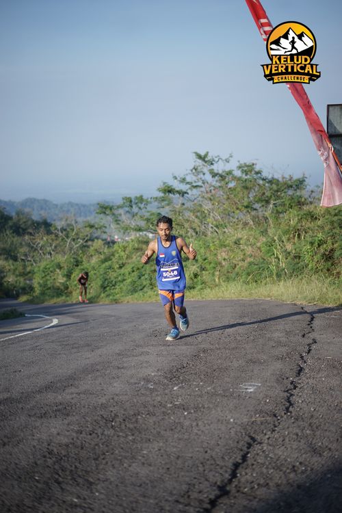Race photo from Kelud Vertical Challenge 2024