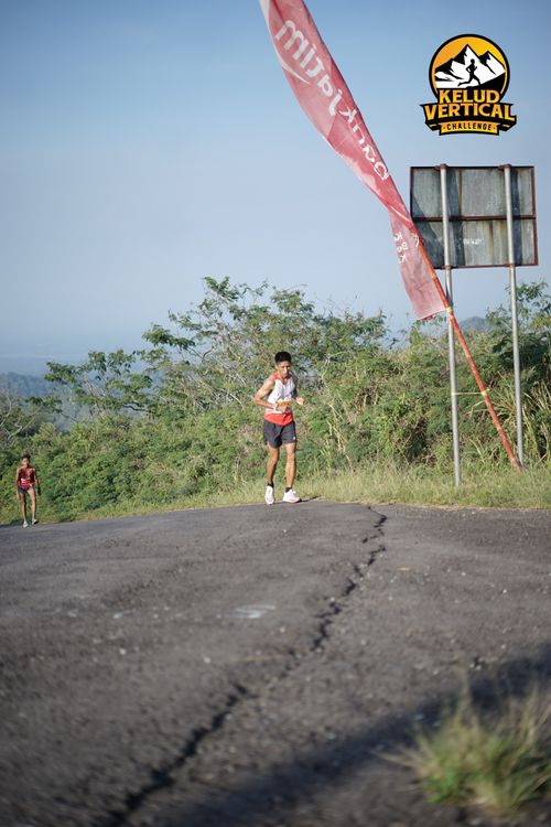 Race photo from Kelud Vertical Challenge 2024