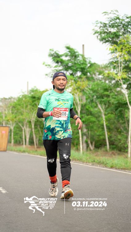 Race photo from Arutmin Borneo Run 2024