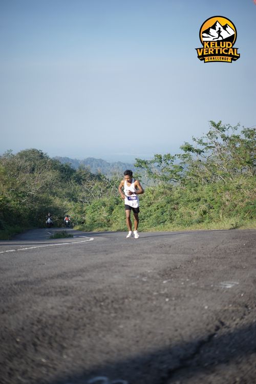 Race photo from Kelud Vertical Challenge 2024