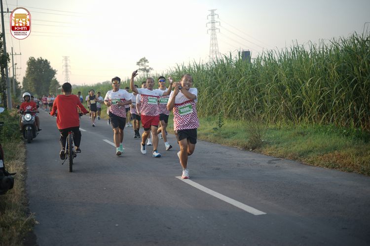 Race photo from Kediri Half Marathon 2024