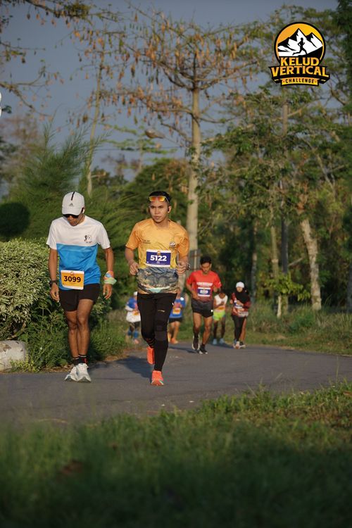 Race photo from Kelud Vertical Challenge 2024