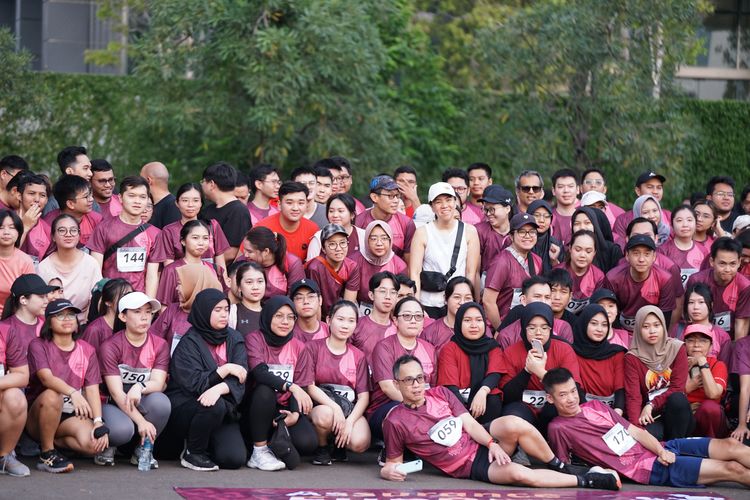 Race photo from Assurance Fun Run 2024