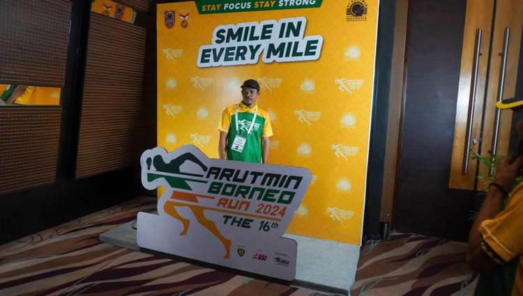 Race photo from Arutmin Borneo Run 2024