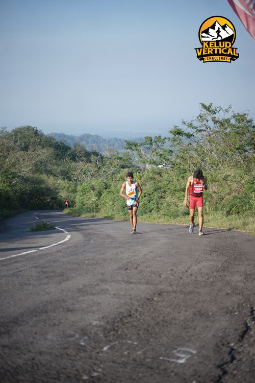 Race photo from Kelud Vertical Challenge 2024