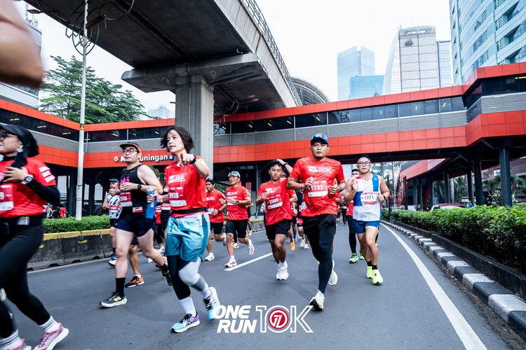 Race photo from ONE RUN 10K 2025