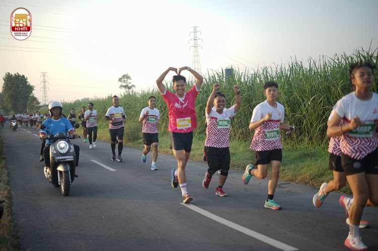 Race photo from Kediri Half Marathon 2024