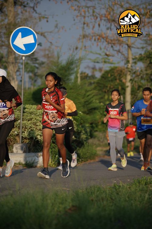 Race photo from Kelud Vertical Challenge 2024