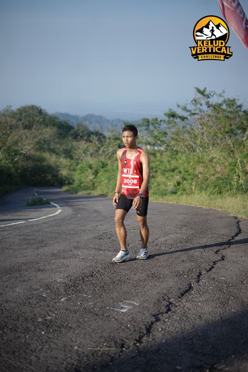 Race photo from Kelud Vertical Challenge 2024