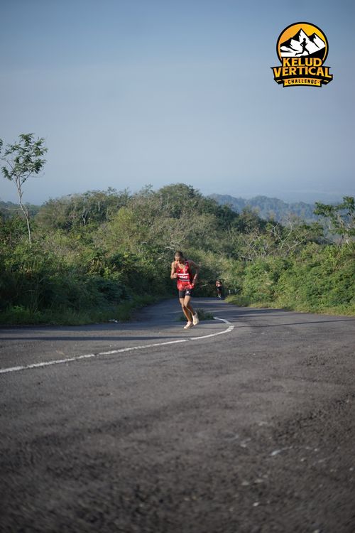 Race photo from Kelud Vertical Challenge 2024