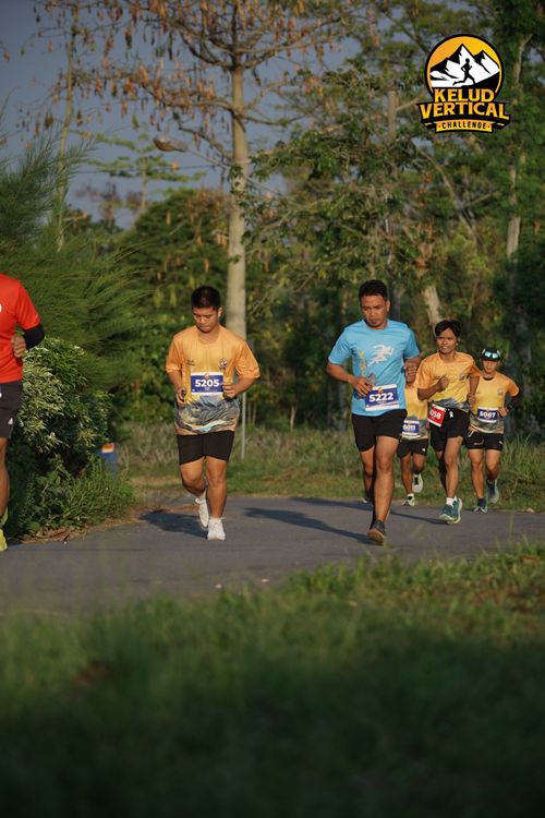 Race photo from Kelud Vertical Challenge 2024