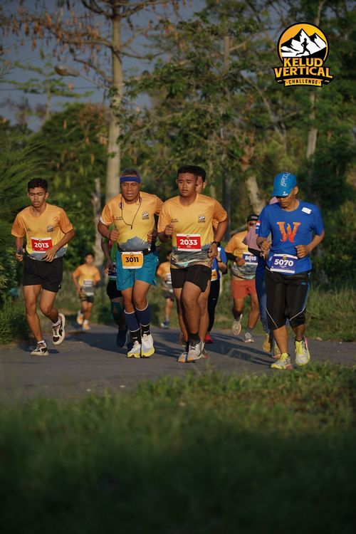 Race photo from Kelud Vertical Challenge 2024