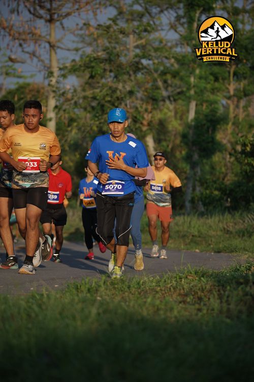 Race photo from Kelud Vertical Challenge 2024