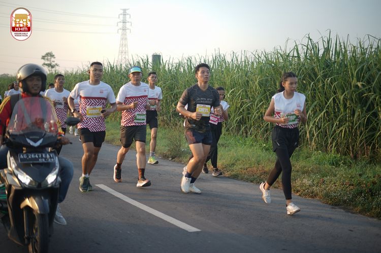 Race photo from Kediri Half Marathon 2024