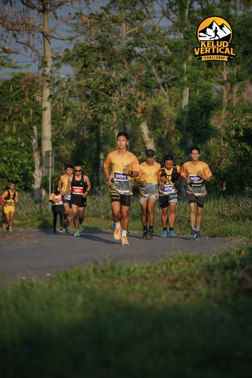 Race photo from Kelud Vertical Challenge 2024