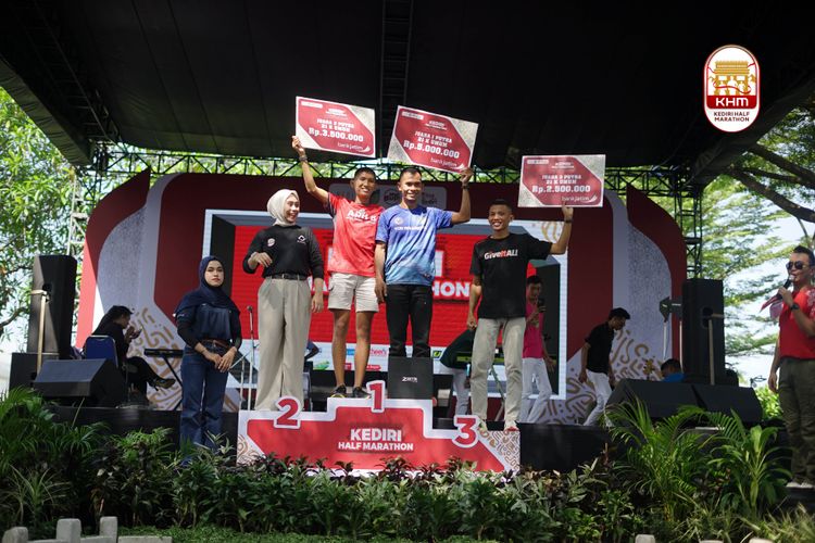 Race photo from Kediri Half Marathon 2025