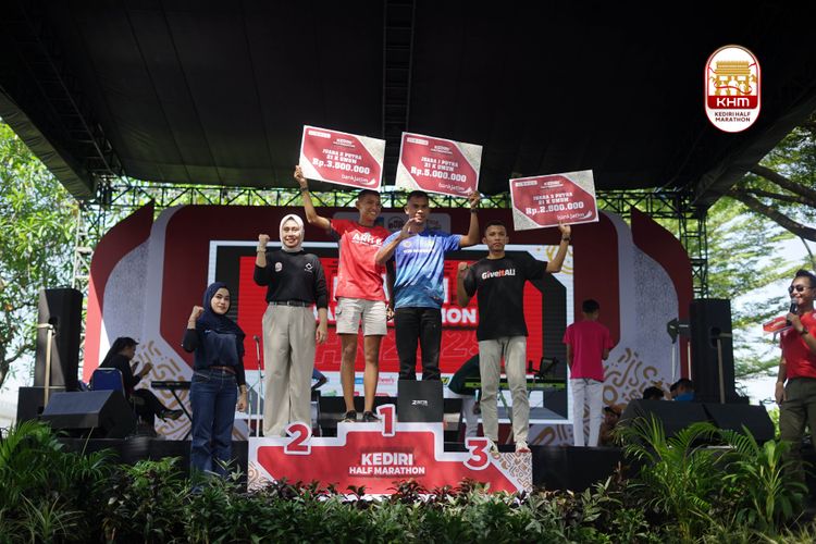 Race photo from Kediri Half Marathon 2025