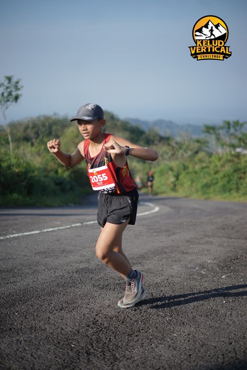 Race photo from Kelud Vertical Challenge 2024