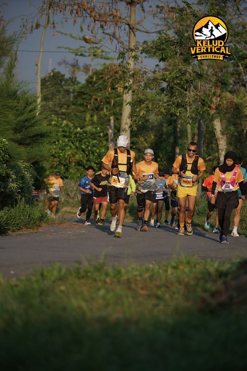 Race photo from Kelud Vertical Challenge 2024