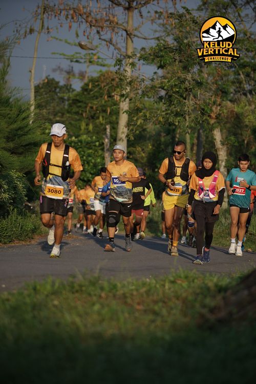 Race photo from Kelud Vertical Challenge 2024