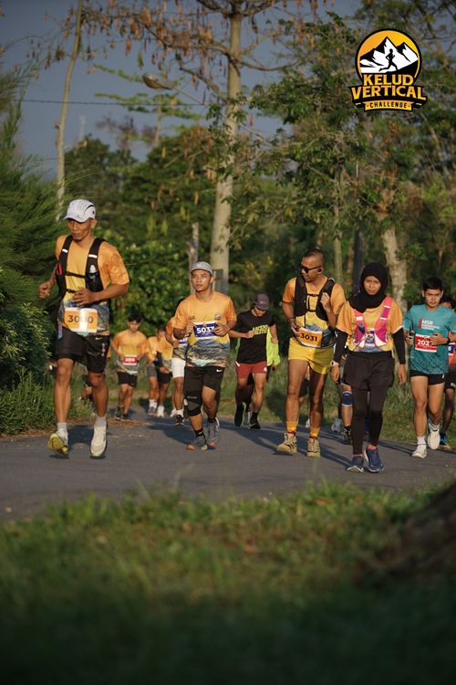 Race photo from Kelud Vertical Challenge 2024